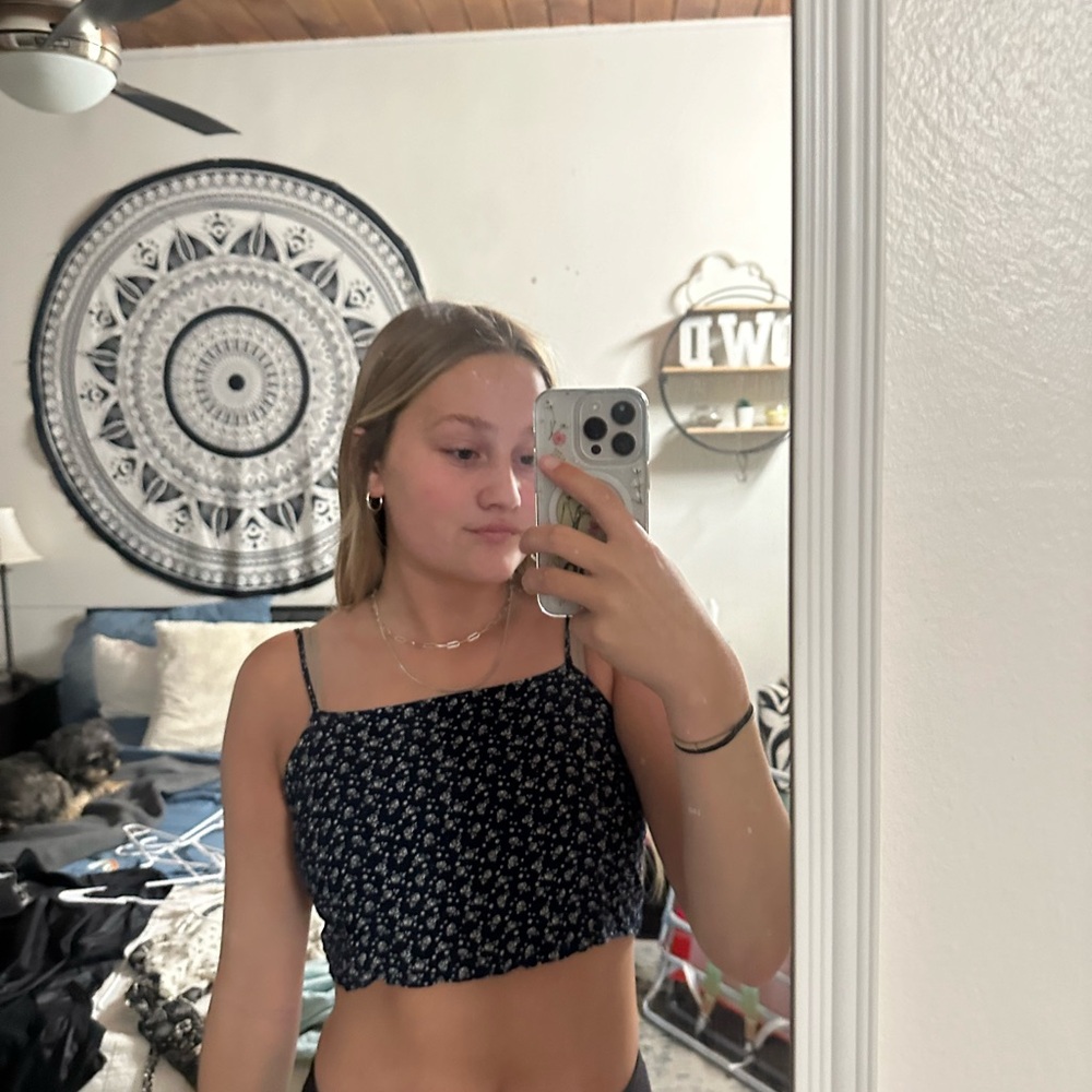 Brandy Melville open back tie top